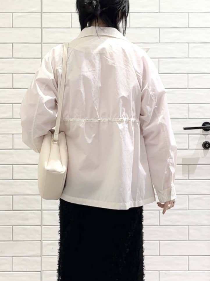 しおりさんの「OPAQUE.CLIP｜撥水スタンドZIPブルゾン【洗濯機OK／UVケア／花粉対応】」を使ったコーディネート