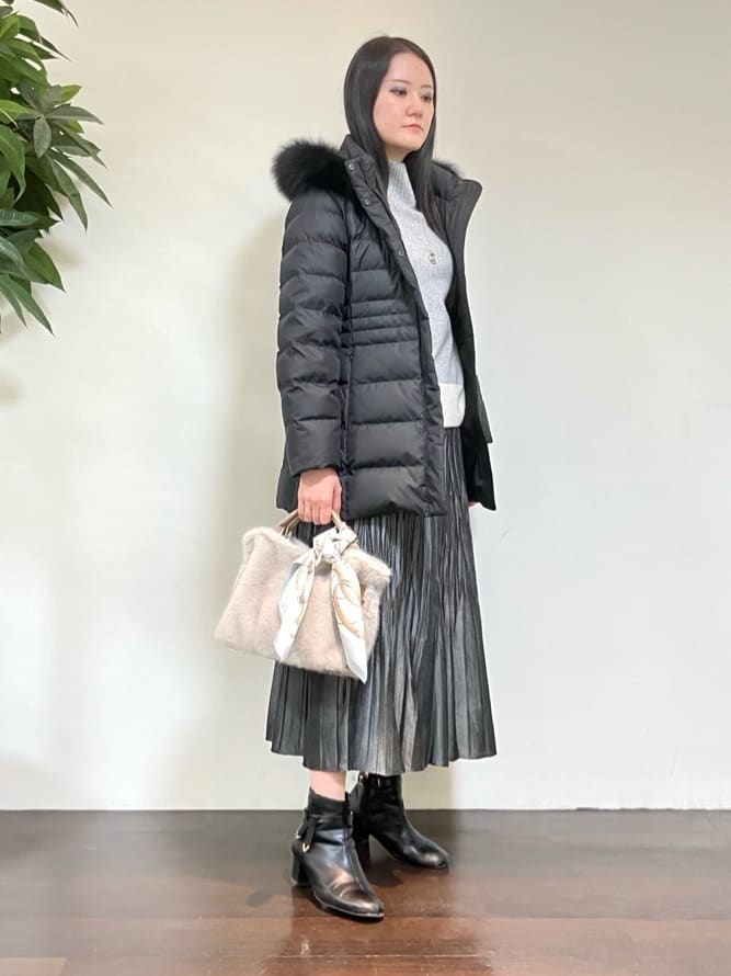 カレンさんの「UNTITLED｜【8色展開/洗える】ウールカシミヤ ハイネックニット」を使ったコーディネート