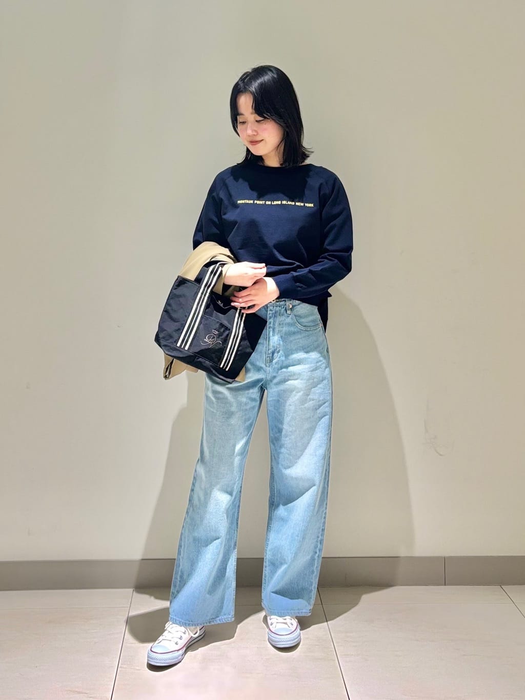 mayuさんの「Dessin｜【洗える】ラグラン切り替えミニロゴカットソー」を使ったコーディネート