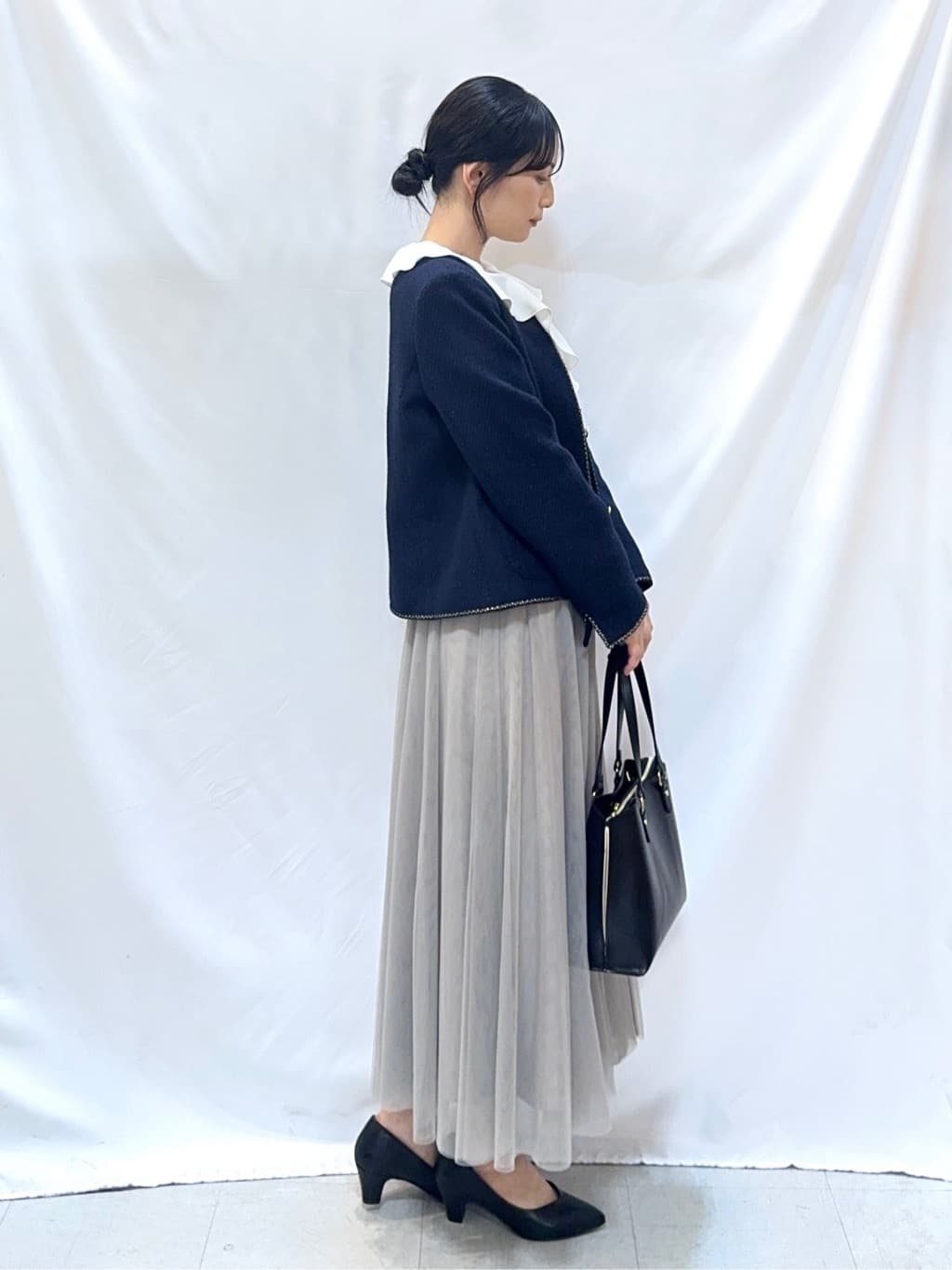 𝐇𝐢𝐫𝐨𝐦𝐢さんの「SHOO･LA･RUE｜【S-3L】オンとオフで印象が変わる ライトツイードジャケット」を使ったコーディネート