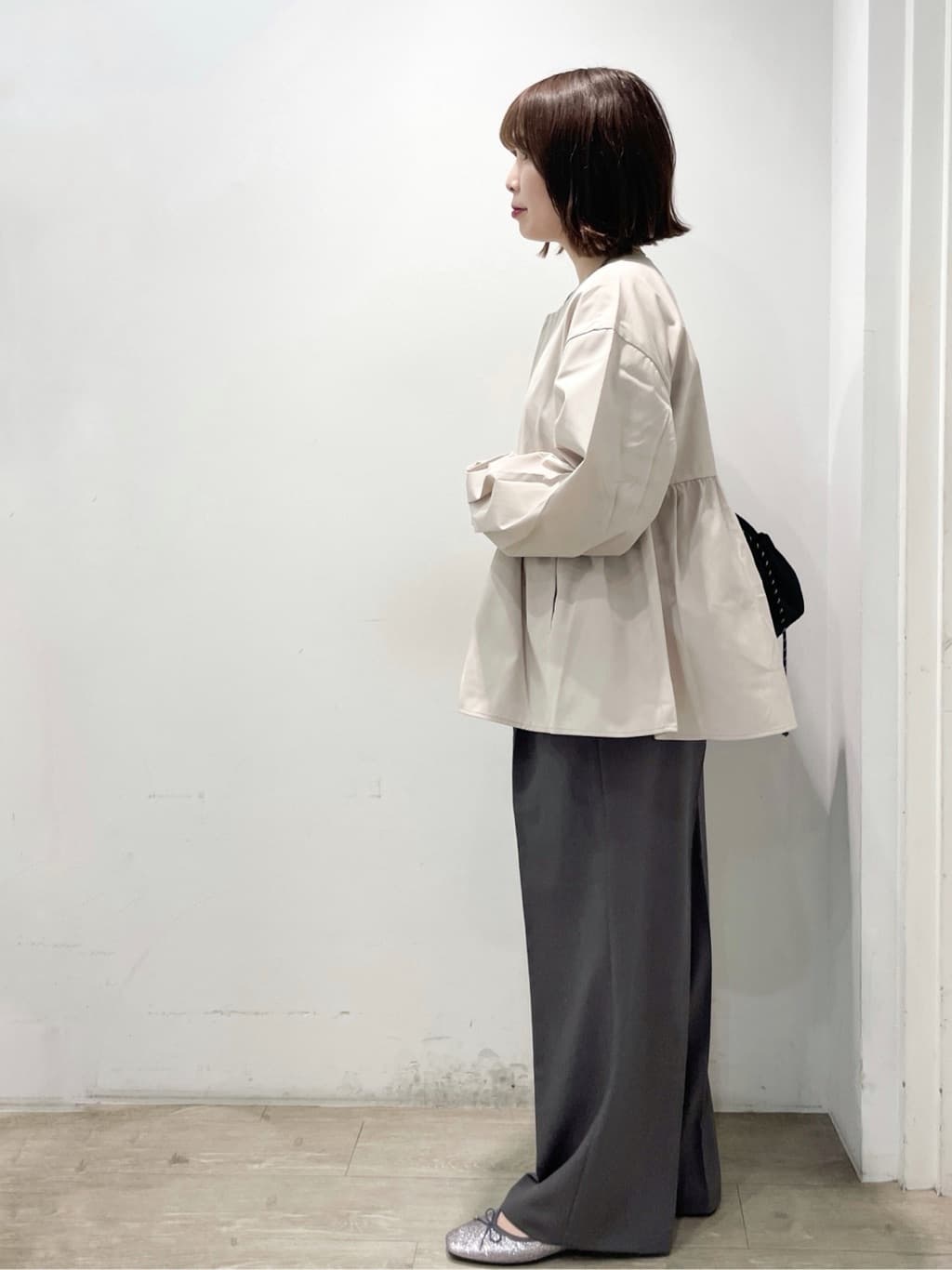 tomokoさんの「OPAQUE.CLIP｜撥水ノーカラーペプラムブルゾン【洗濯機OK／抗ピル】」を使ったコーディネート