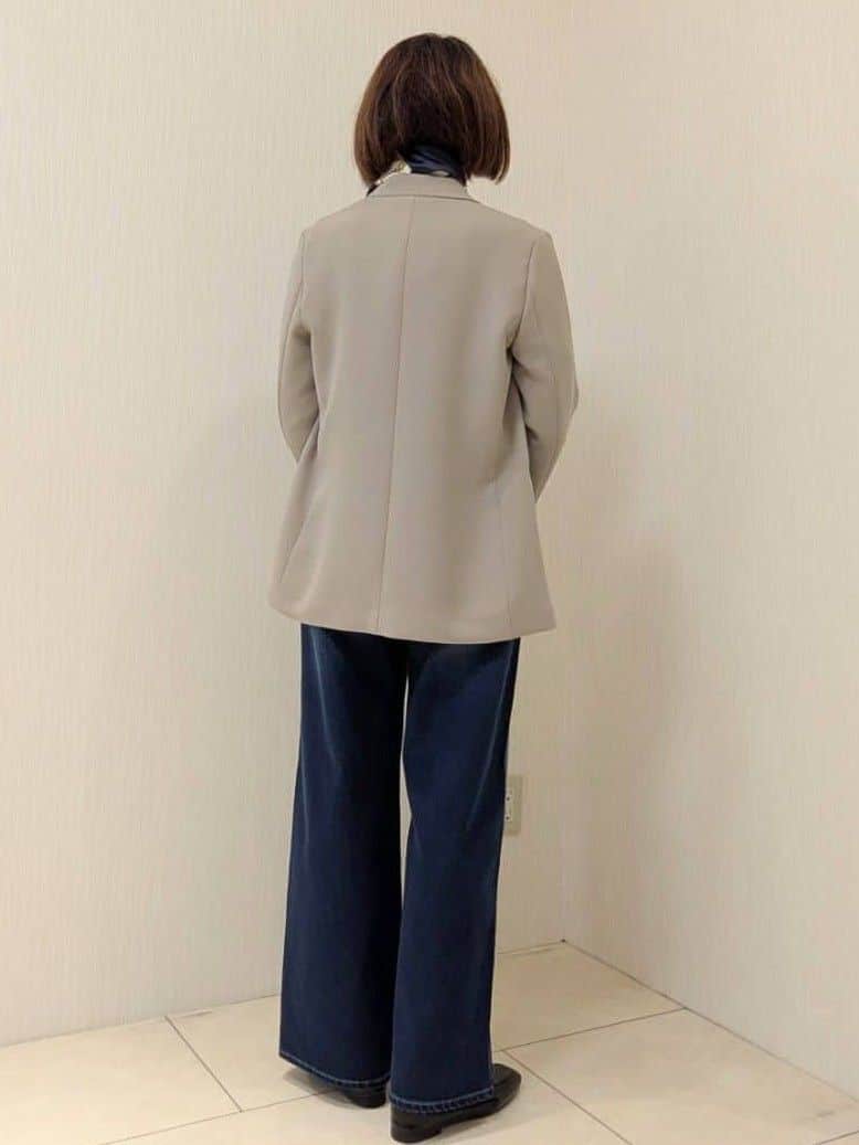 u-macoさんの「UNTITLED｜◆【洗える/ストレッチ性】ダブルブレストジャケット」を使ったコーディネート