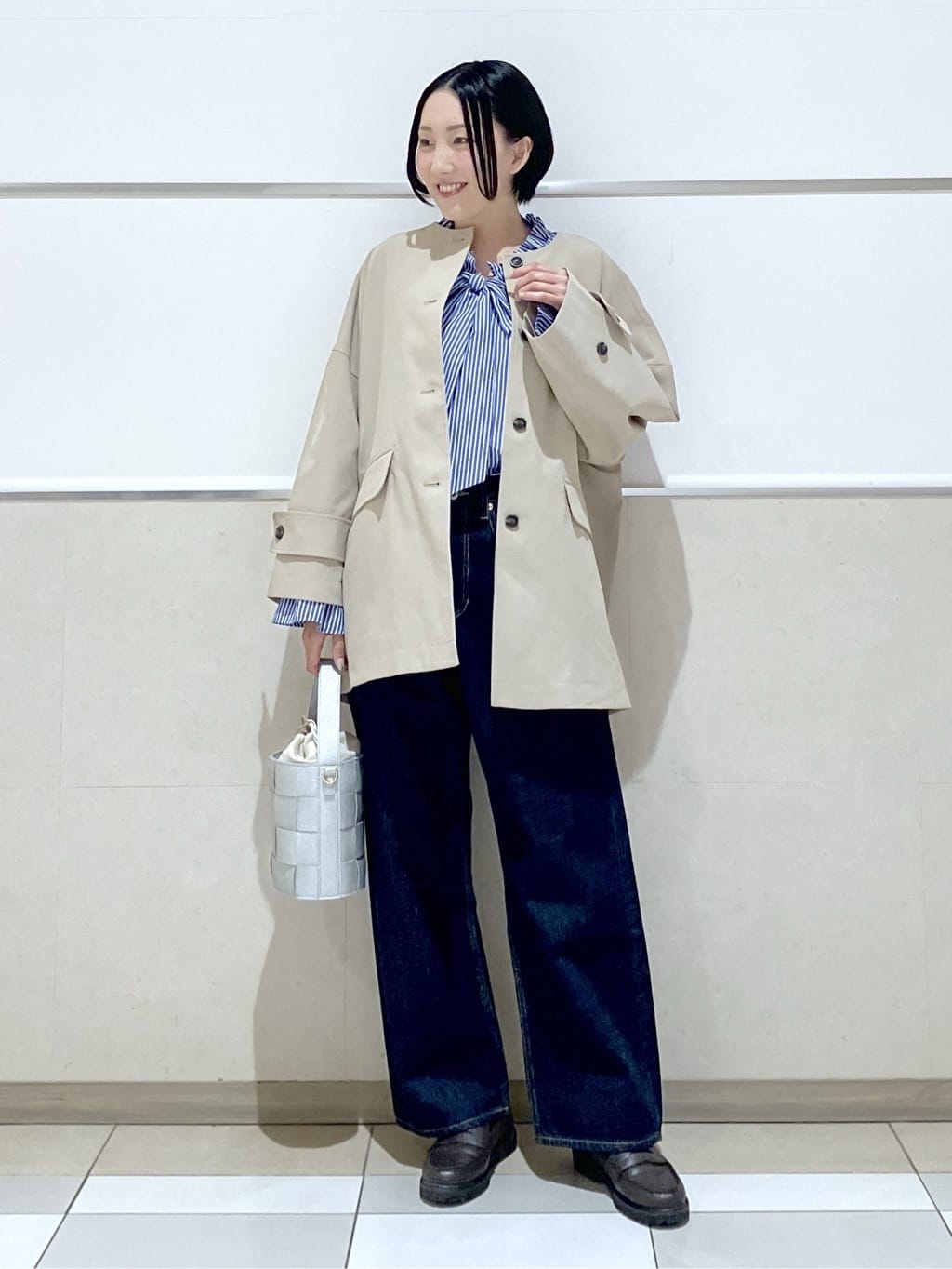 eriko さんの「Dessin｜【花粉ガード/撥水加工/洗える】クルーネックスプリングコート」を使ったコーディネート