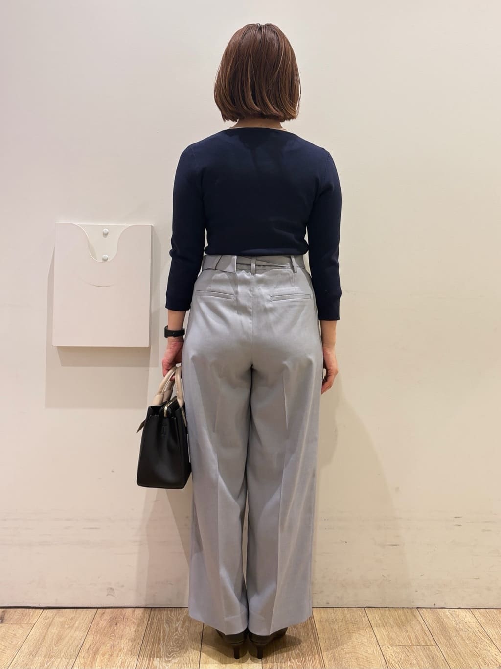 YUKOさんの「index｜【吸水速乾】ストレッチワイドストレートパンツ／セットアップ対応《洗濯機OK》」を使ったコーディネート