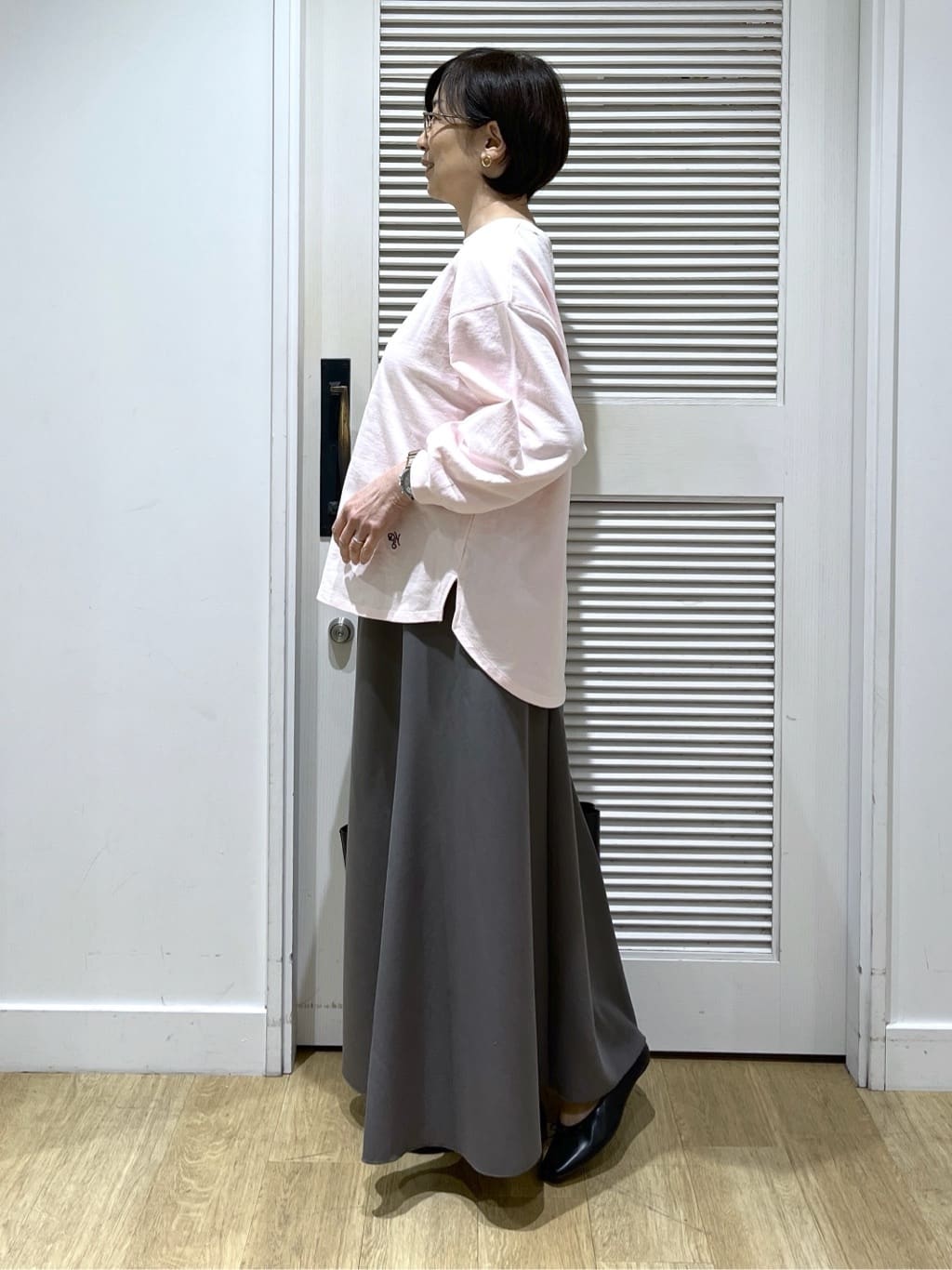 Miyazakiさんの「Dessin｜【360度可愛い・洗える】バックヘンリーカットソー」を使ったコーディネート
