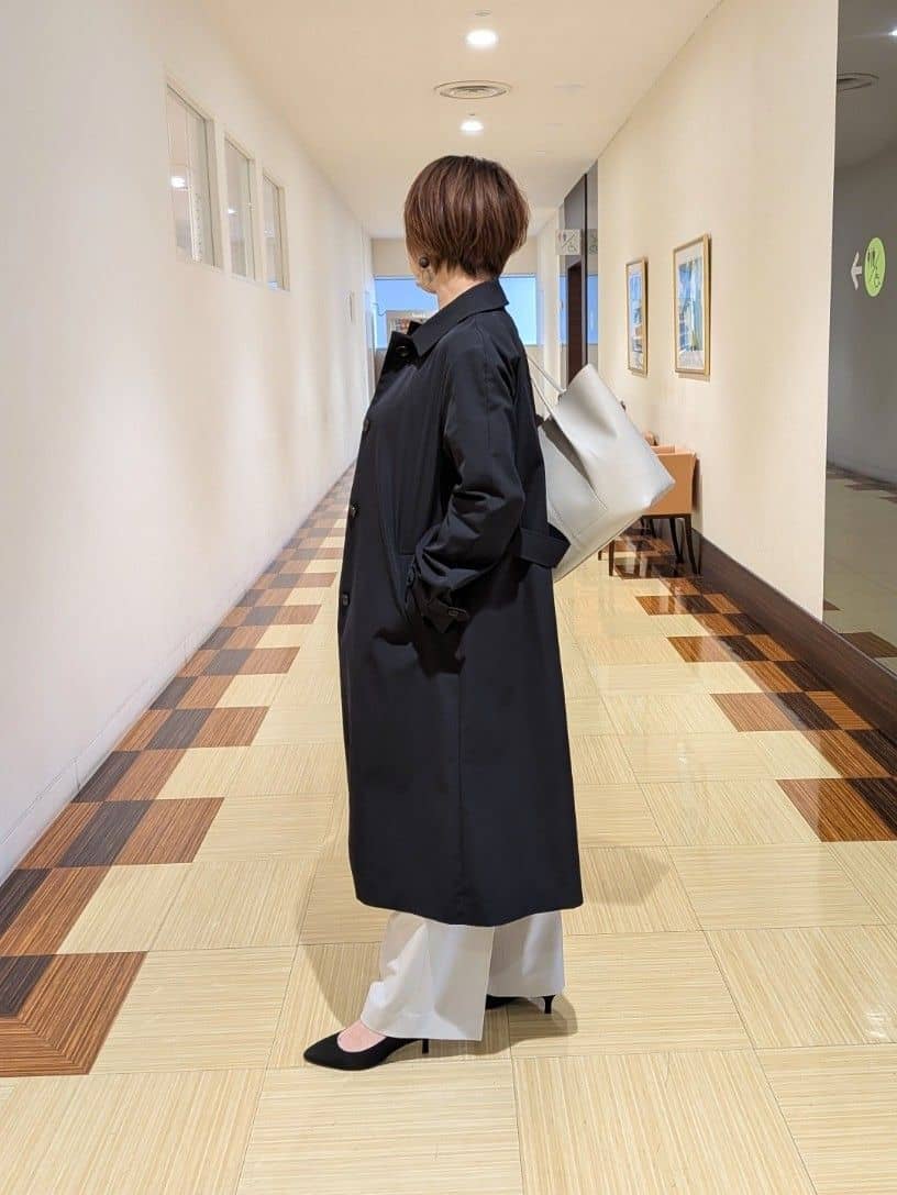 Hiromiさんの「INDIVI｜【ロゴ/プリント】グラフィックTシャツ」を使ったコーディネート