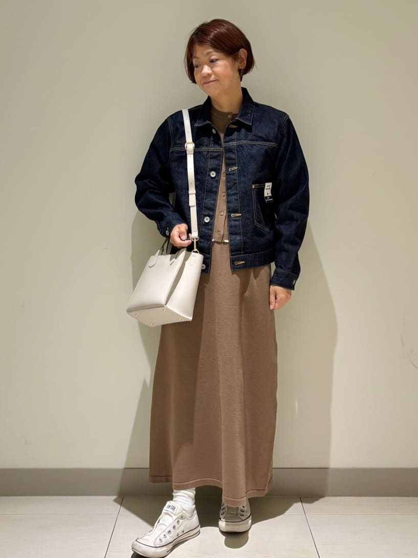 Haruさんの「Dessin｜【2点セット・洗える】ニットカーディガン&times;ノースリーブワンピース」を使ったコーディネート