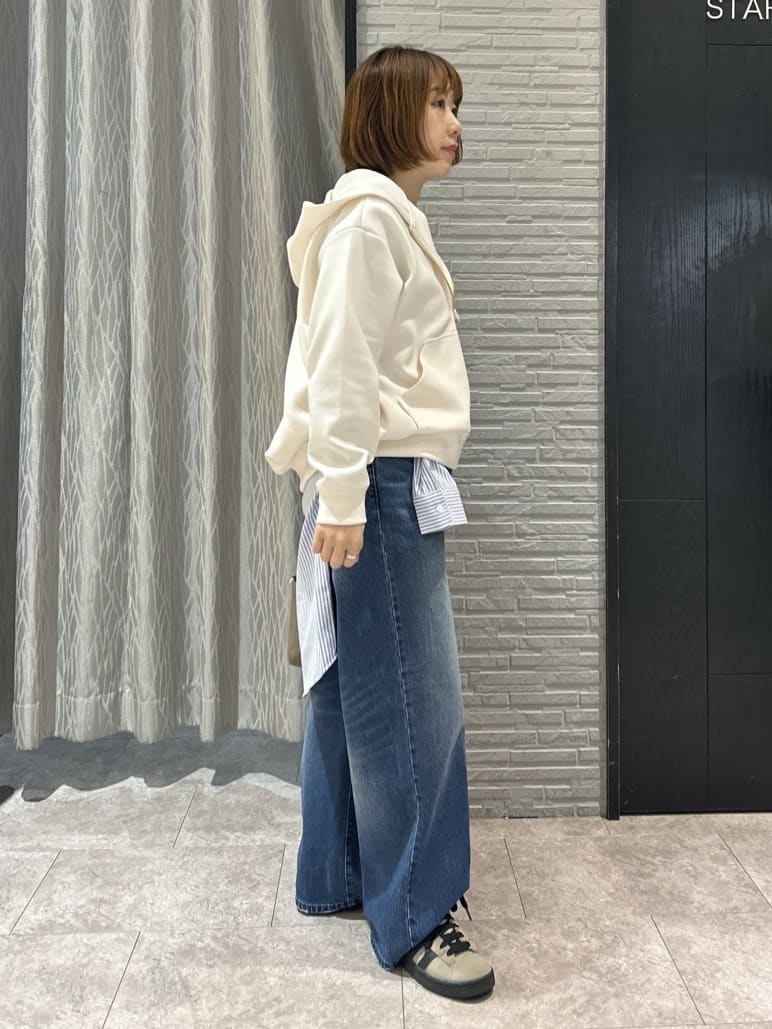 ga_riさんの「THE SHOP TK｜ダンボールジップパーカ」を使ったコーディネート