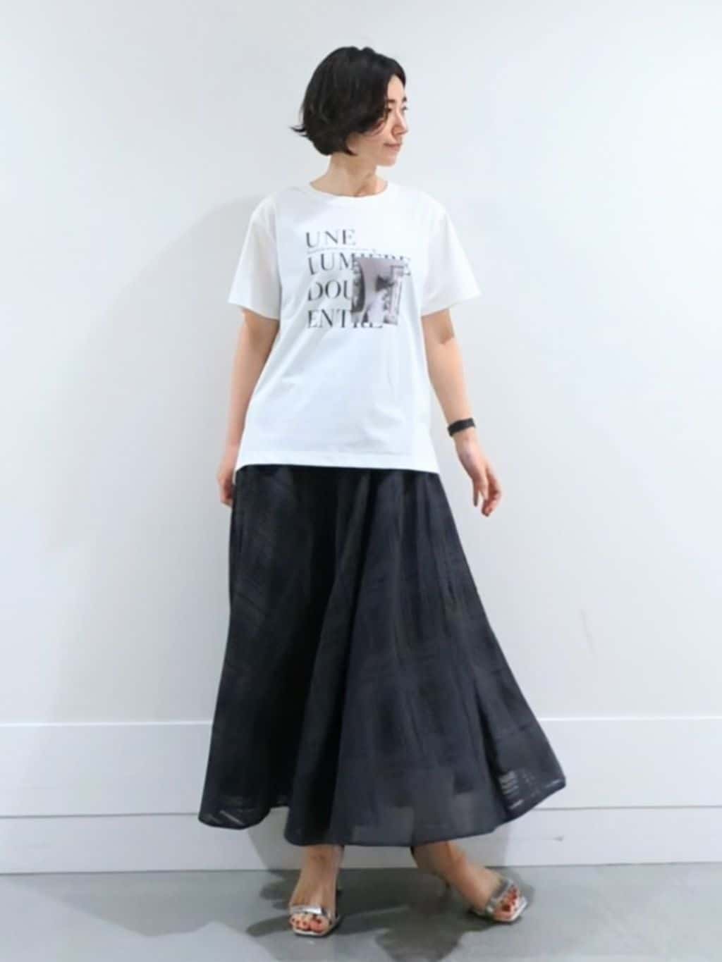 ミズタさんの「UNTITLED｜【セットアップ可/後ろウエストゴム】シアーチェックスカート」を使ったコーディネート