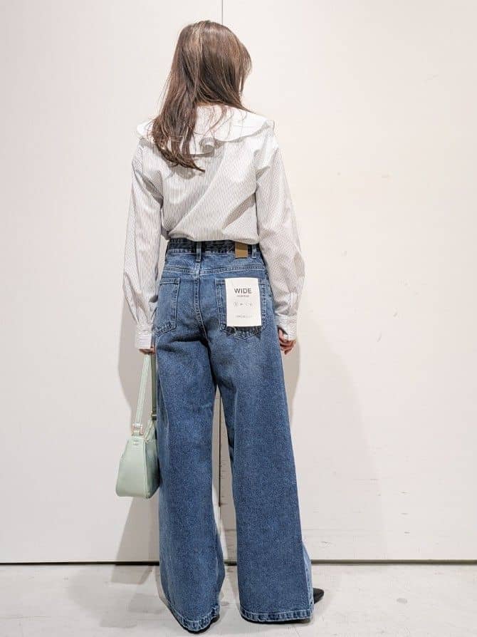machiさんの「OPAQUE.CLIP｜ワイドストレートデニムパンツ【洗濯機OK】《S～LL》」を使ったコーディネート