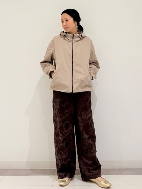 MIYAKAWAさんの「DRESSTERIOR｜【ウォッシャブル/撥水素材】撥水ツイル マウンテンパーカー」を使ったコーディネート