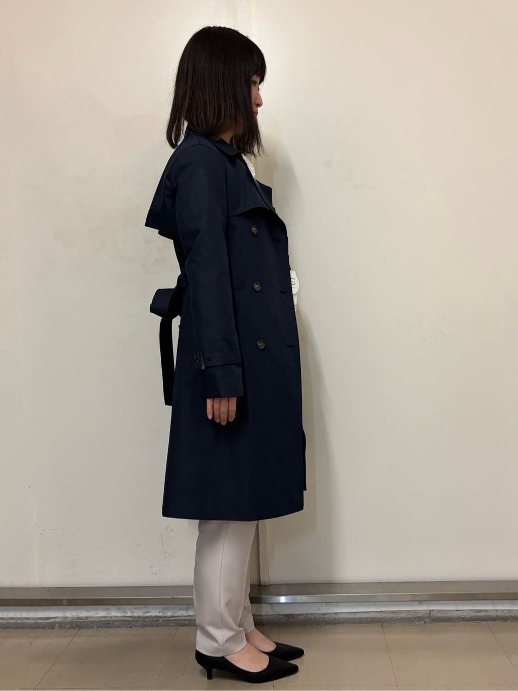 やまさんの「OPAQUE.CLIP｜軽量合皮バイカラーミドルボストンバッグ【2WAY】」を使ったコーディネート