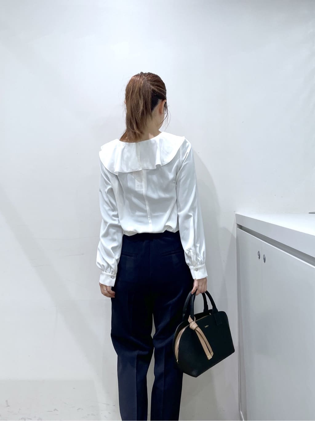 Junさんの「index｜ラッフルフリルブラウス【洗濯機OK／イージーアイロン】」を使ったコーディネート