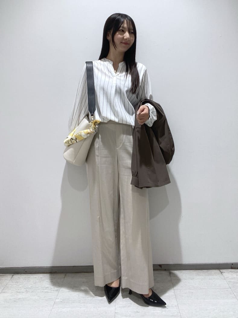 meiさんの「INDIVI｜【洗える／着心地楽ちん】ブラウス風ストライプカットソートップス」を使ったコーディネート