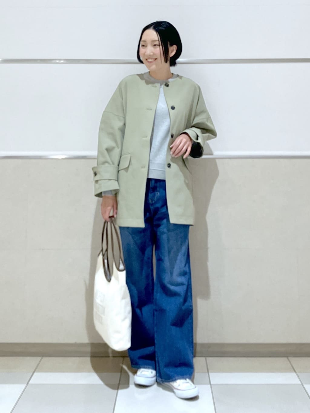 eriko さんの「Dessin｜【花粉ガード/撥水加工/洗える】クルーネックスプリングコート」を使ったコーディネート