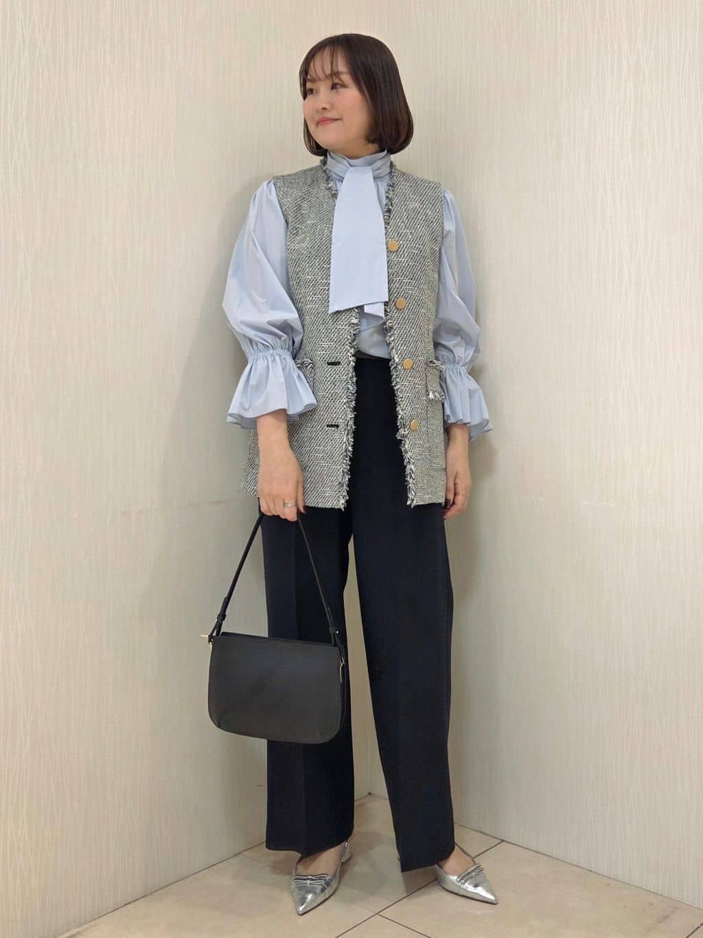 naokoさんの「UNTITLED｜【オンオフ使える】スラブツイード ジレ」を使ったコーディネート