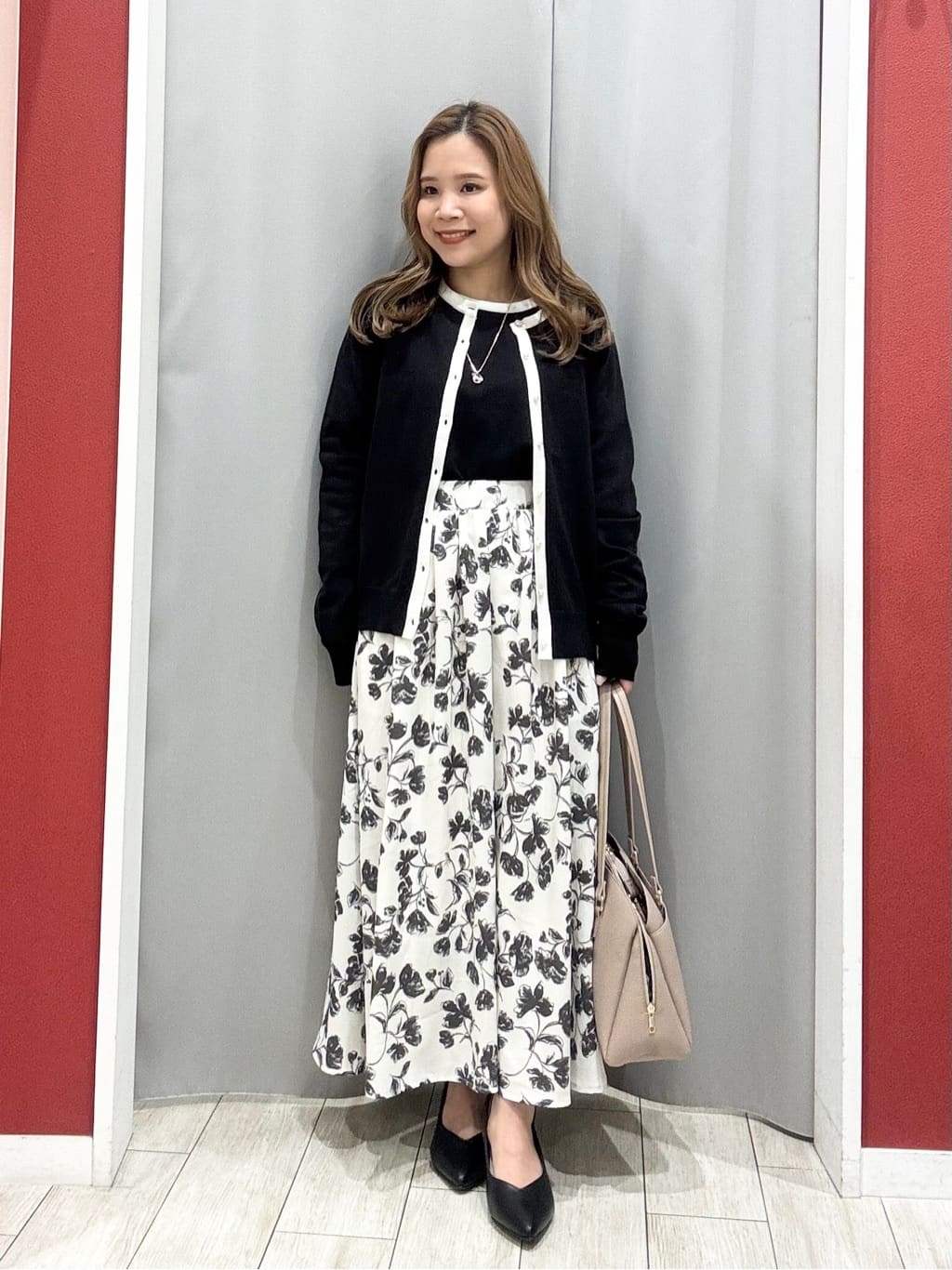 shioさんの「SHOO･LA･RUE｜【洗濯機可/S-LL/アンサンブル可】結局、シンプル クルーネックニット」を使ったコーディネート