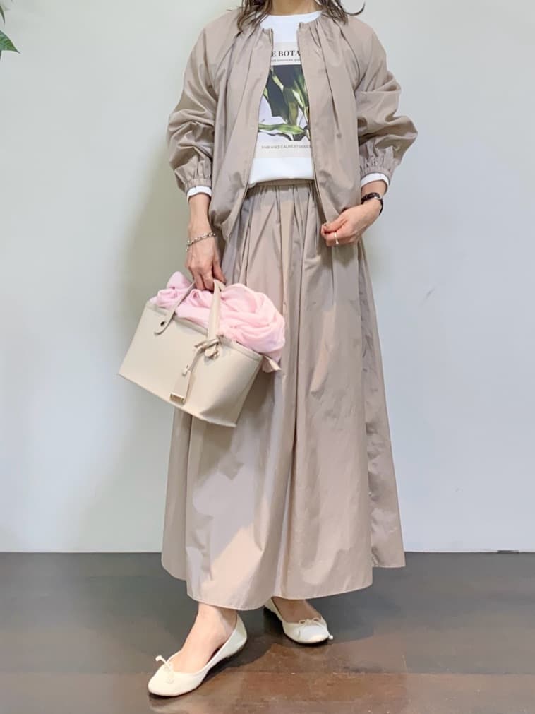 tomoさんの「UNTITLED｜【コットン100/洗える】フォトロングTシャツ」を使ったコーディネート
