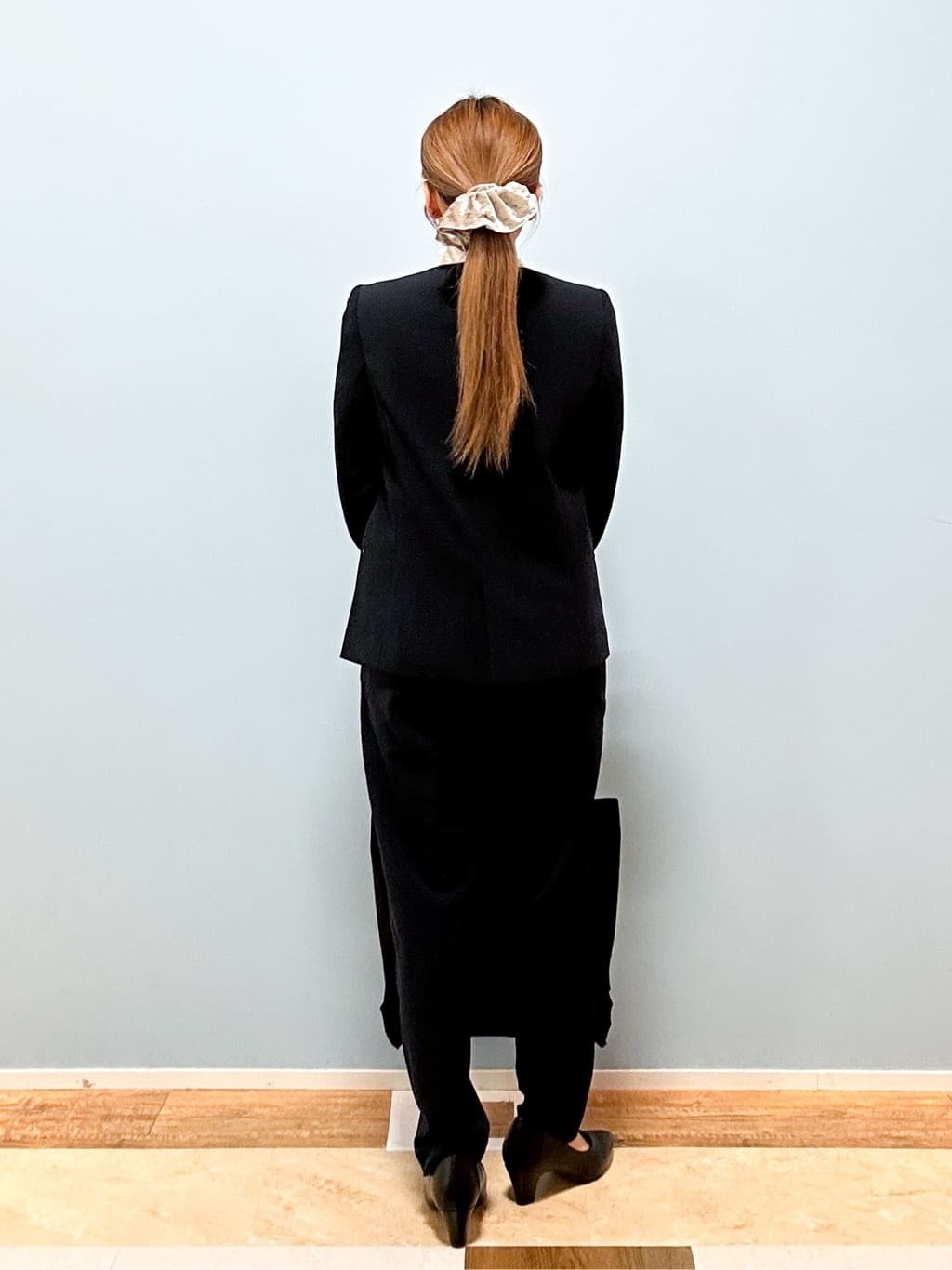 mikoさんの「SHOO･LA･RUE｜【洗濯機可/セットアップ可/S-3L】きちんと楽に。カットジョーゼットノーカラージャケット」を使ったコーディネート