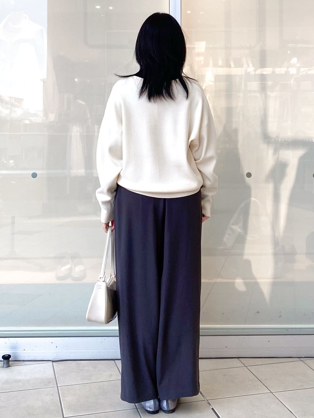 Jeanさんの「OPAQUE.CLIP｜キーネックデザインニット【洗濯機OK】」を使ったコーディネート