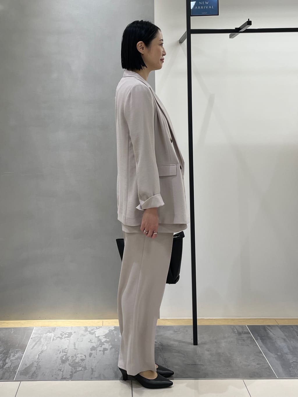 shihoさんの「INDIVI｜【洗える／多機能／SETUP可】着る日傘ダブルジャケット」を使ったコーディネート