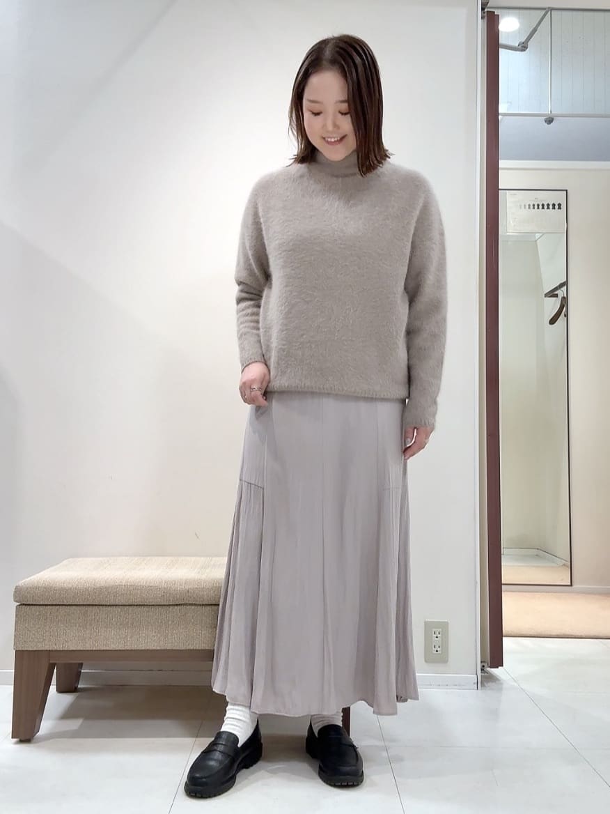 YUIさんの「UNTITLED｜【はっ水機能/フード取り外し可】ミディダウンコート」を使ったコーディネート