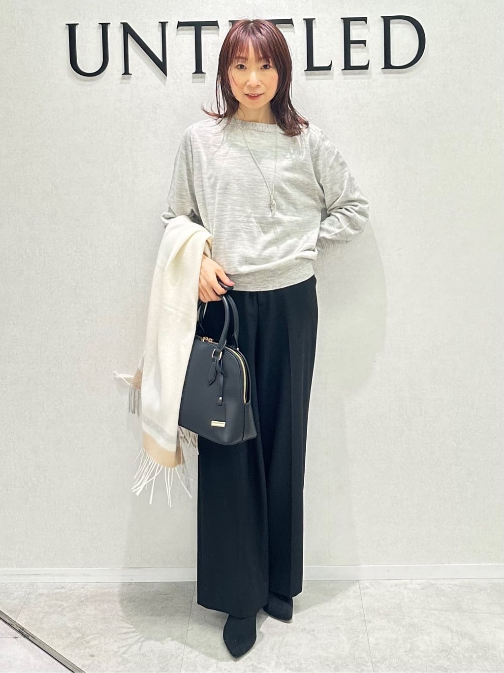 Miwaさんの「UNTITLED｜【アンサンブル可/洗える】シルクウールカシミヤ ドルマンスリーブニット」を使ったコーディネート