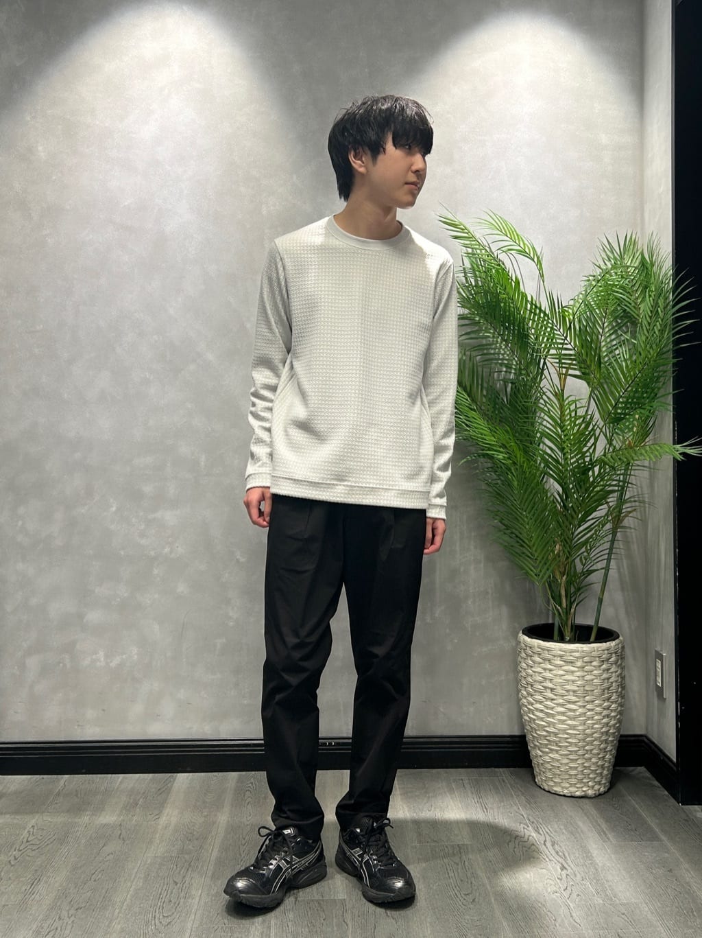 ruiさんの「TAKEO KIKUCHI｜アンチピリング ジップアップ ニット」を使ったコーディネート