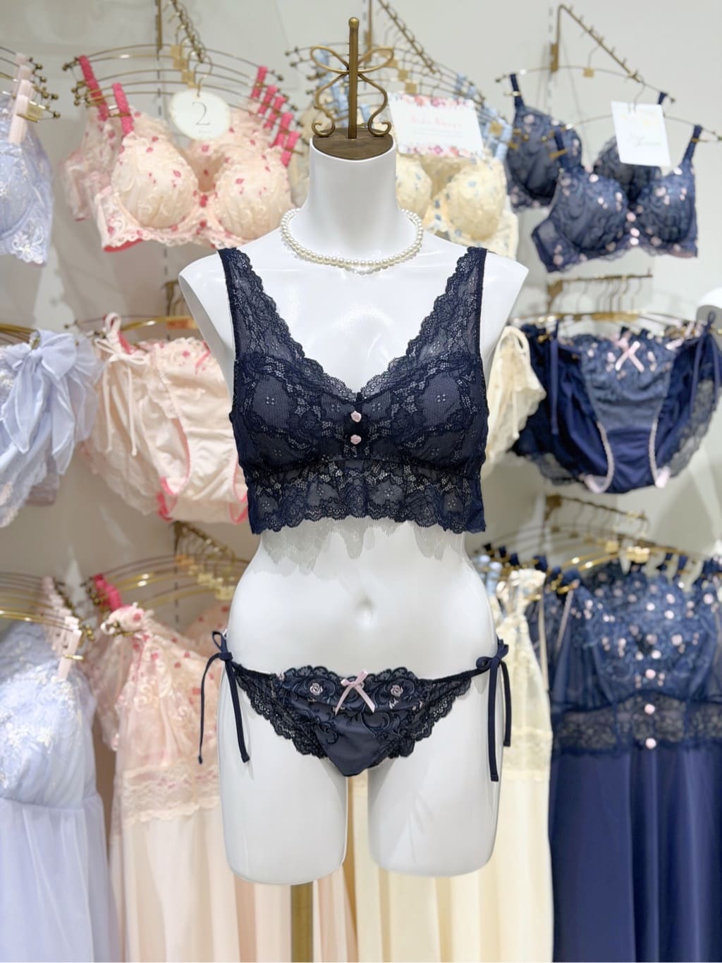 cocoさんの「Risa Magli｜シュテファニ ブラジャー (D-F) ＜Side Shape（サイドシェイプ）＞」を使ったコーディネート
