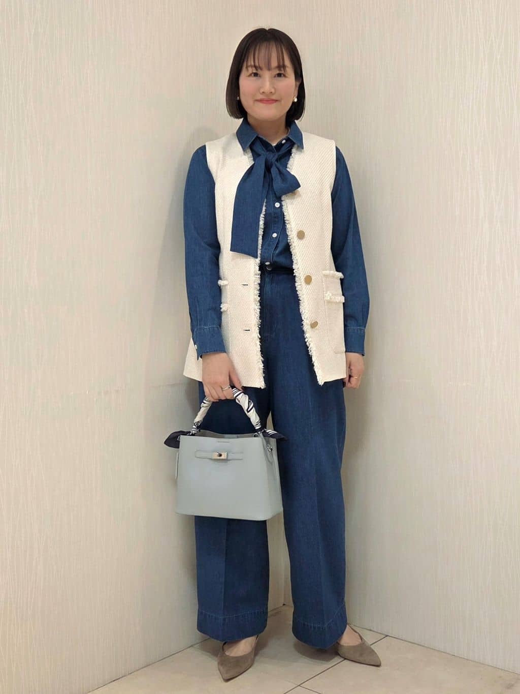 naokoさんの「UNTITLED｜【オンオフ使える】スラブツイード ジレ」を使ったコーディネート