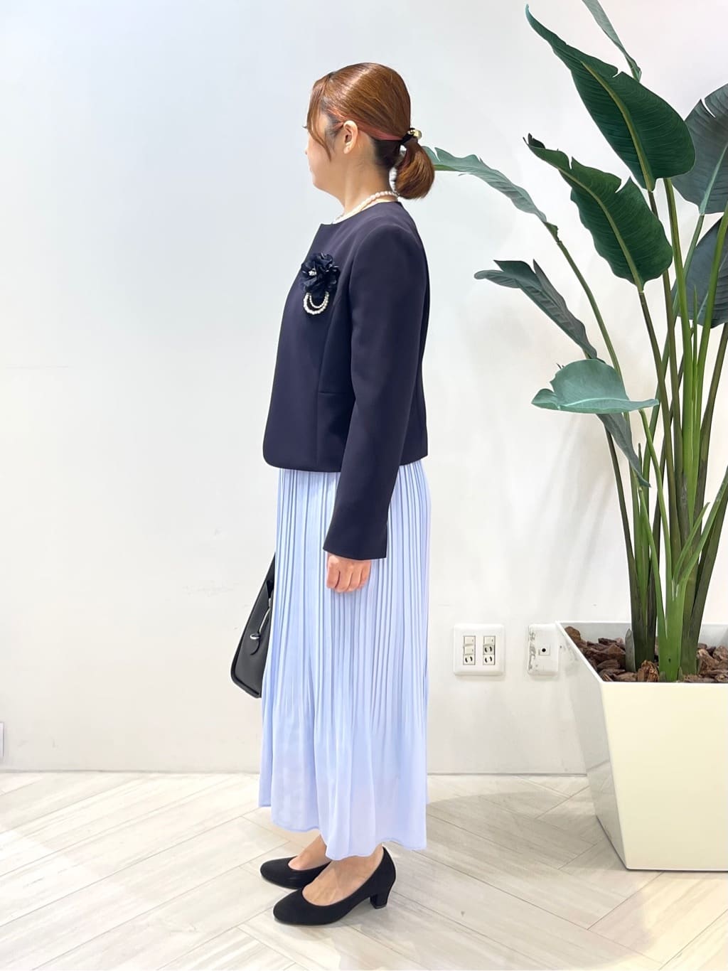 Tomoさんの「UNTITLED｜【洗える/セレモニー】プリーツワンピース」を使ったコーディネート
