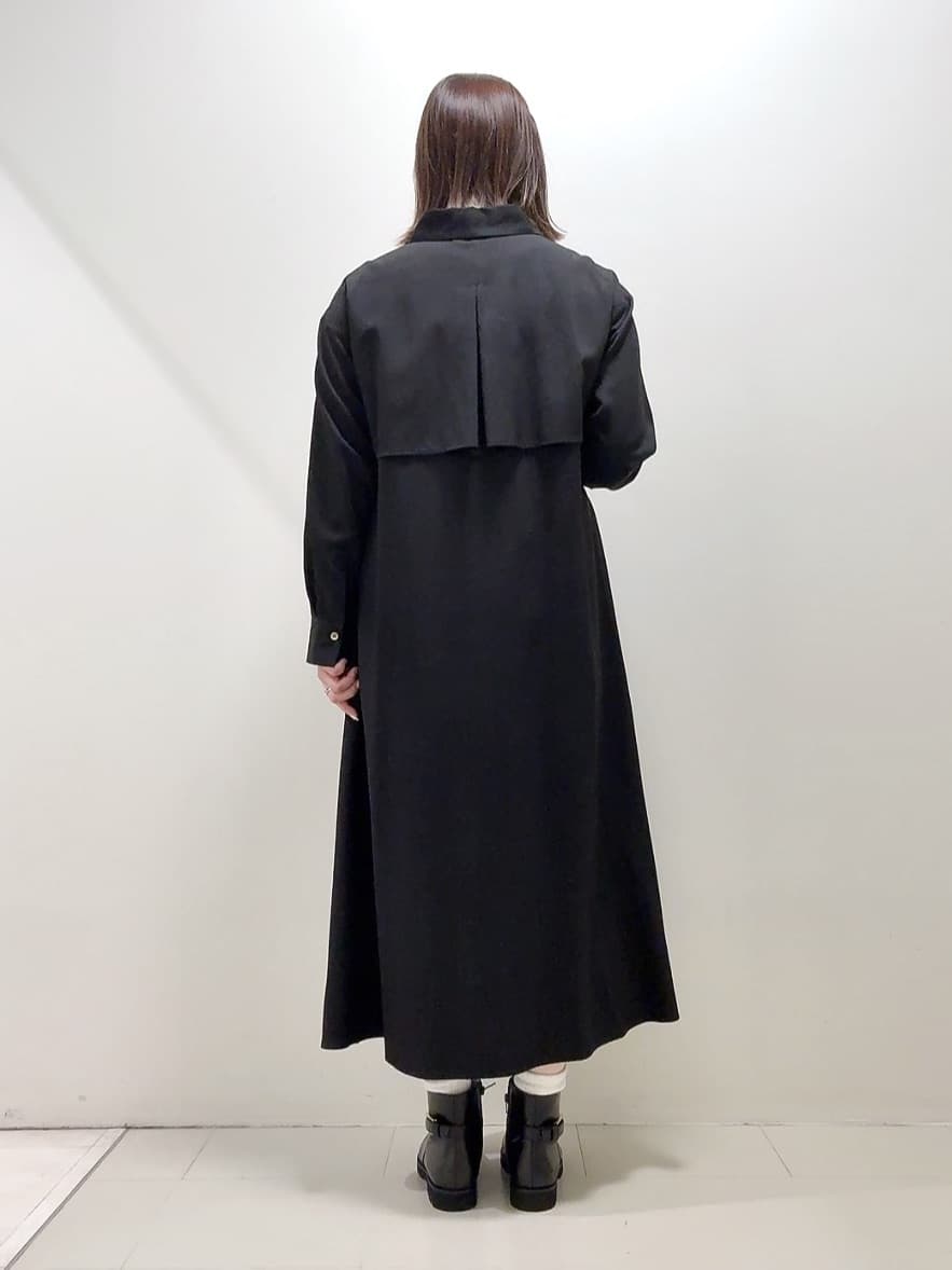 YUIさんの「UNTITLED｜【ロング丈/軽やか】テーラード　リバーコート」を使ったコーディネート