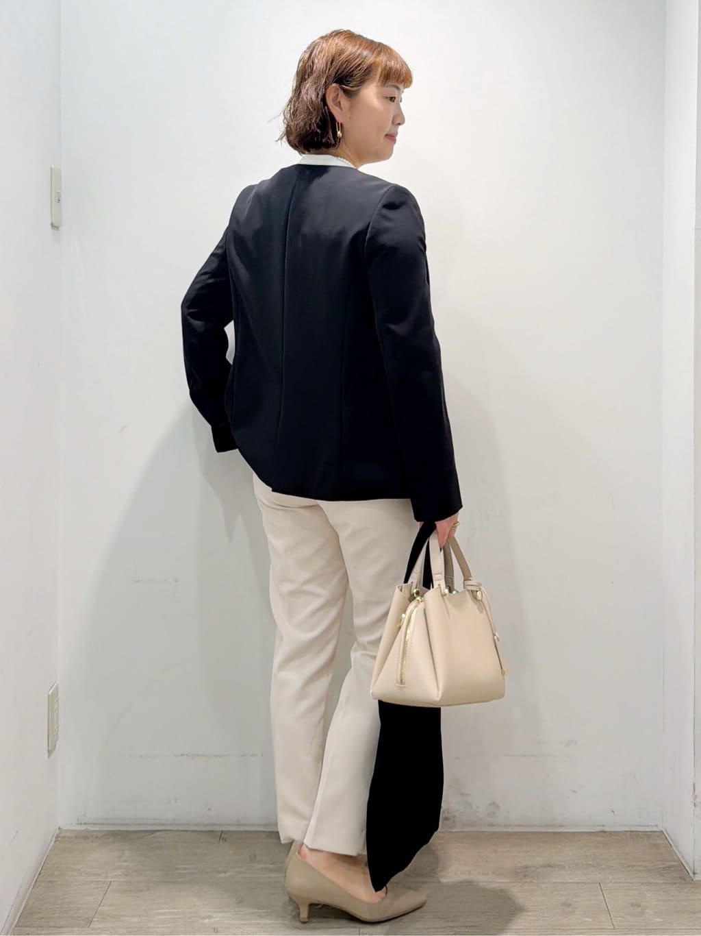 sumicaさんの「OPAQUE.CLIP｜《通勤／セットアップ対応》 Vネックジャケット／ダブルクロス【洗濯機OK】」を使ったコーディネート