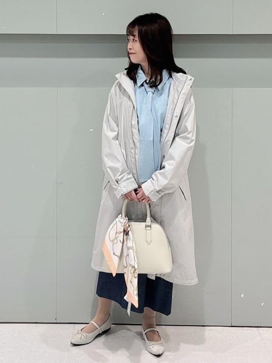 makiさんの「UNTITLED｜◆【セットアップ可/ボウタイ】ライトウェイトデニムブラウス」を使ったコーディネート
