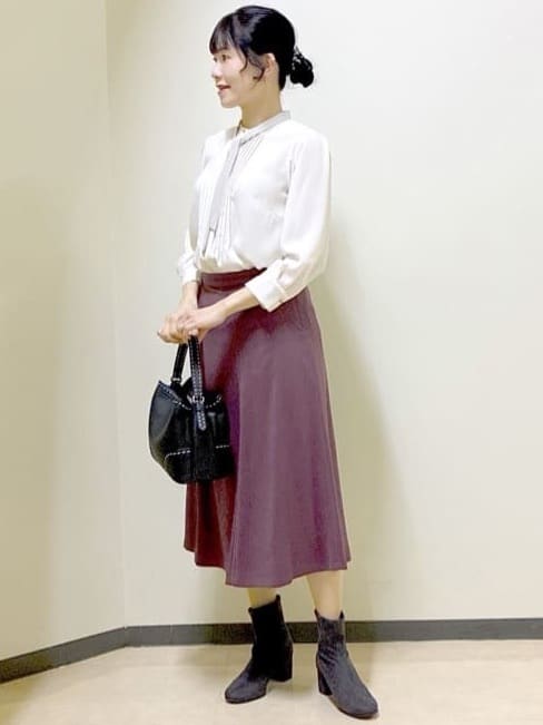  beni_gingerさんの「Reflect｜【通勤】スエードライクフレアスカート」を使ったコーディネート