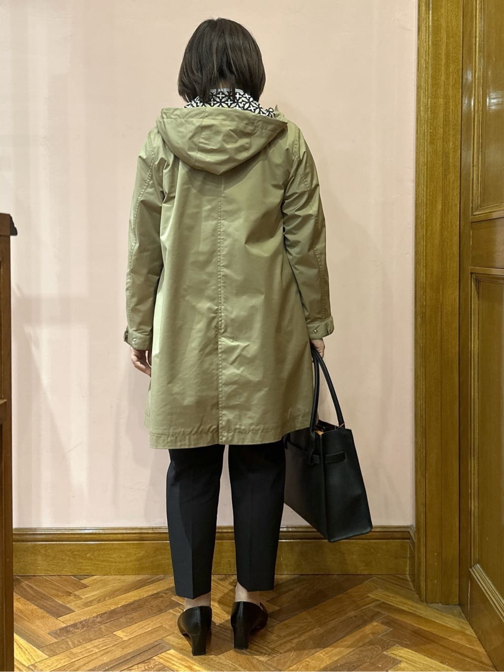 komatsuさんの「DRESSTERIOR｜【ウォッシャブル/撥水素材】撥水フーテッドツイルコート」を使ったコーディネート