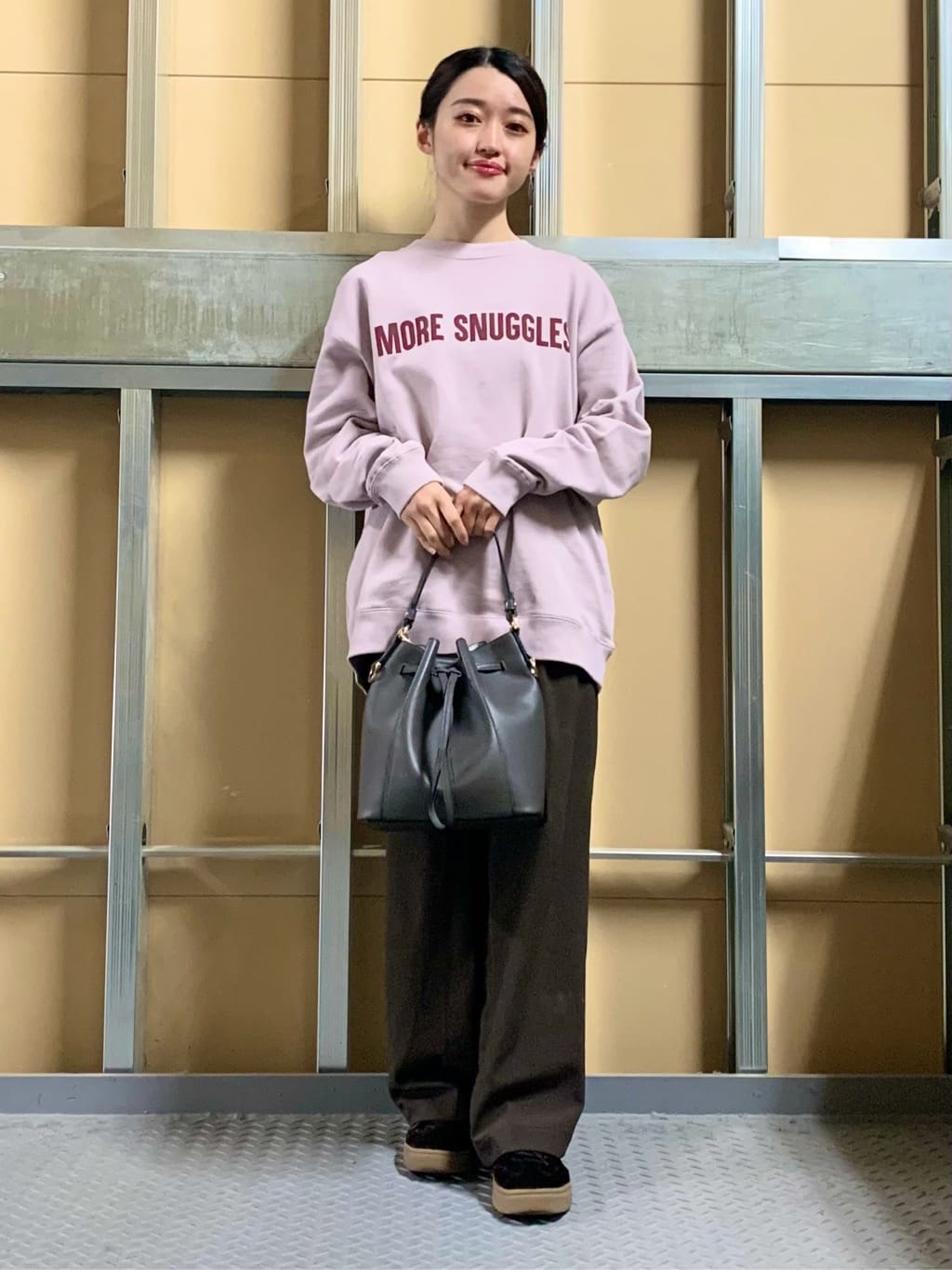 sahoさんの「THE SHOP TK｜【ふわふわあったか】フェザーカーディガン」を使ったコーディネート