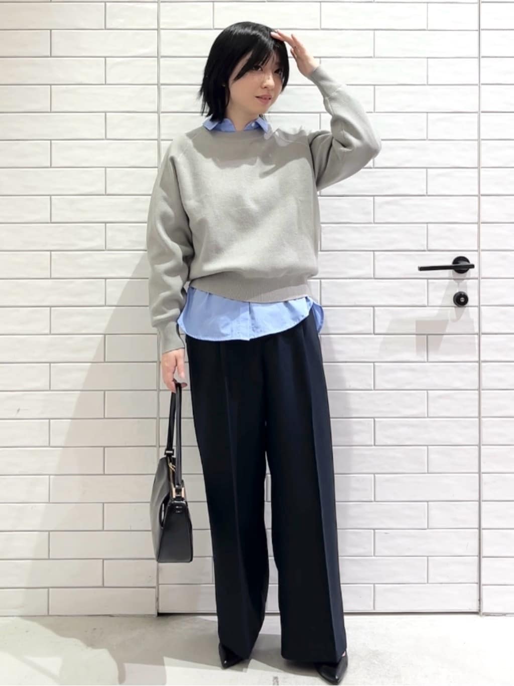 しおりさんの「OPAQUE.CLIP｜スウェットライクニット【洗濯機OK】」を使ったコーディネート