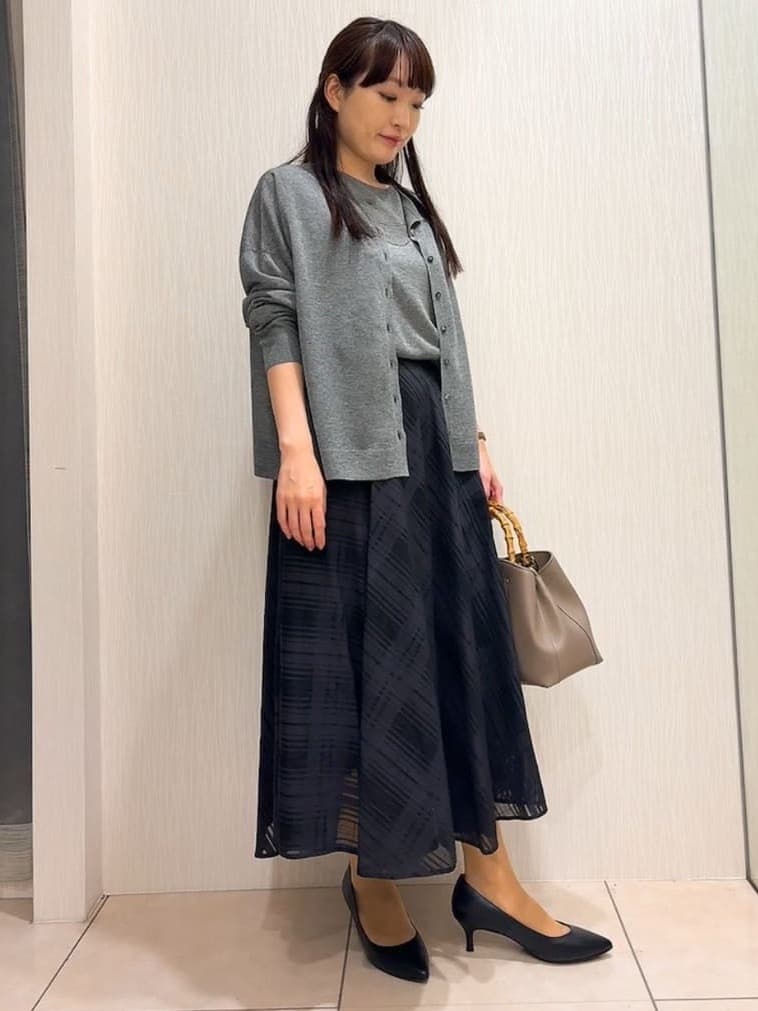 SAHOさんの「UNTITLED｜【前後2WAY/アンサンブル可/ゆったり】シアーカーディガン」を使ったコーディネート