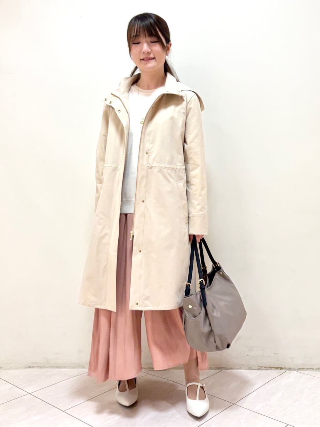 mikiさんの「Reflect｜【中綿ライナー付き】ライナー付きフーデッドロングコート」を使ったコーディネート
