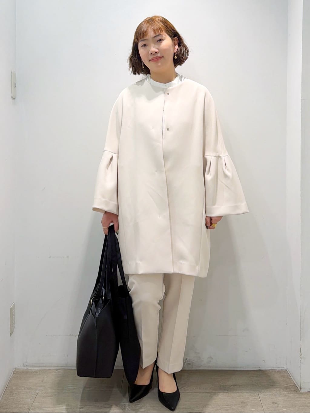 sumicaさんの「OPAQUE.CLIP｜フレアスリーブミドルコート【洗濯機OK】」を使ったコーディネート