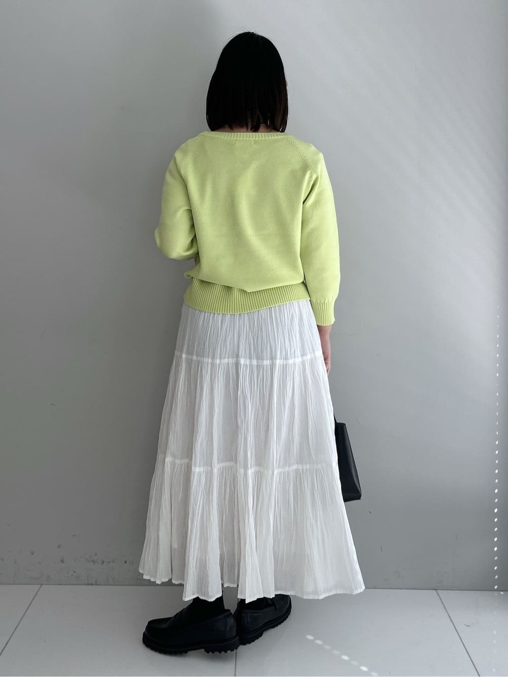 Hirokaさんの「Dessin｜【洗える】コットンVネックニット」を使ったコーディネート