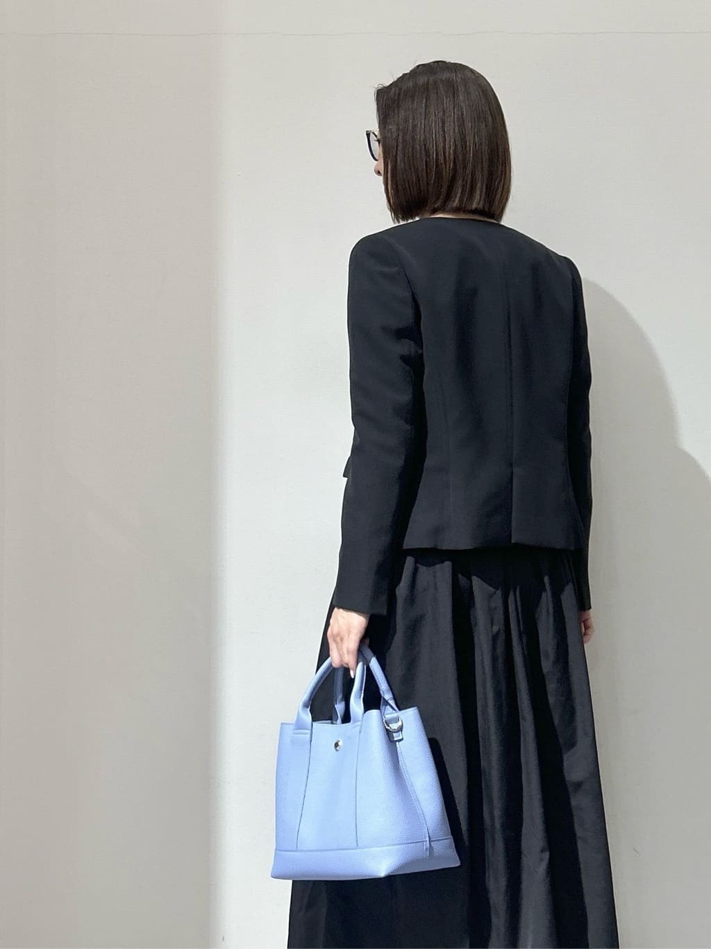 NAKAさんの「OPAQUE.CLIP｜《通勤／セットアップ対応》 パイピングVネックジャケット【洗濯機OK】」を使ったコーディネート