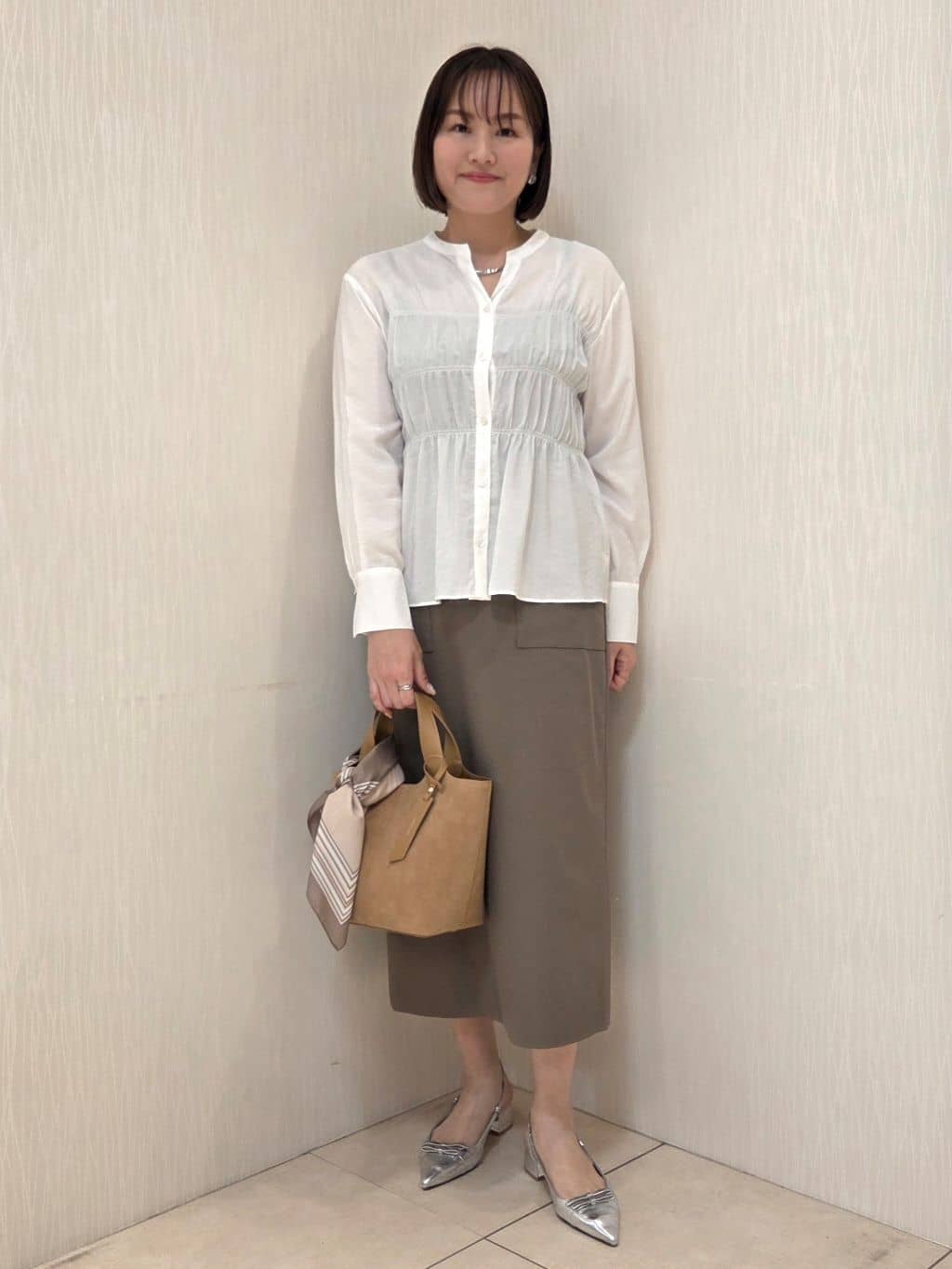 naokoさんの「UNTITLED｜【定番人気/はっ水/洗える】タスランショートトレンチコート」を使ったコーディネート