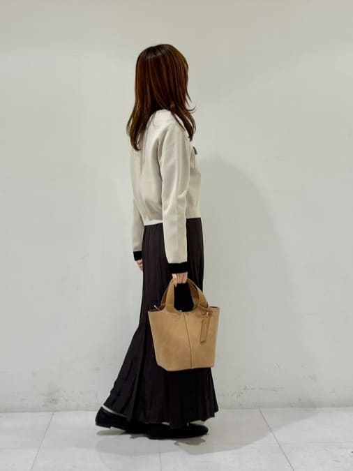 kyokaさんの「UNTITLED｜◆【コットン100/洗える】シャーリングフリルネックブラウス」を使ったコーディネート