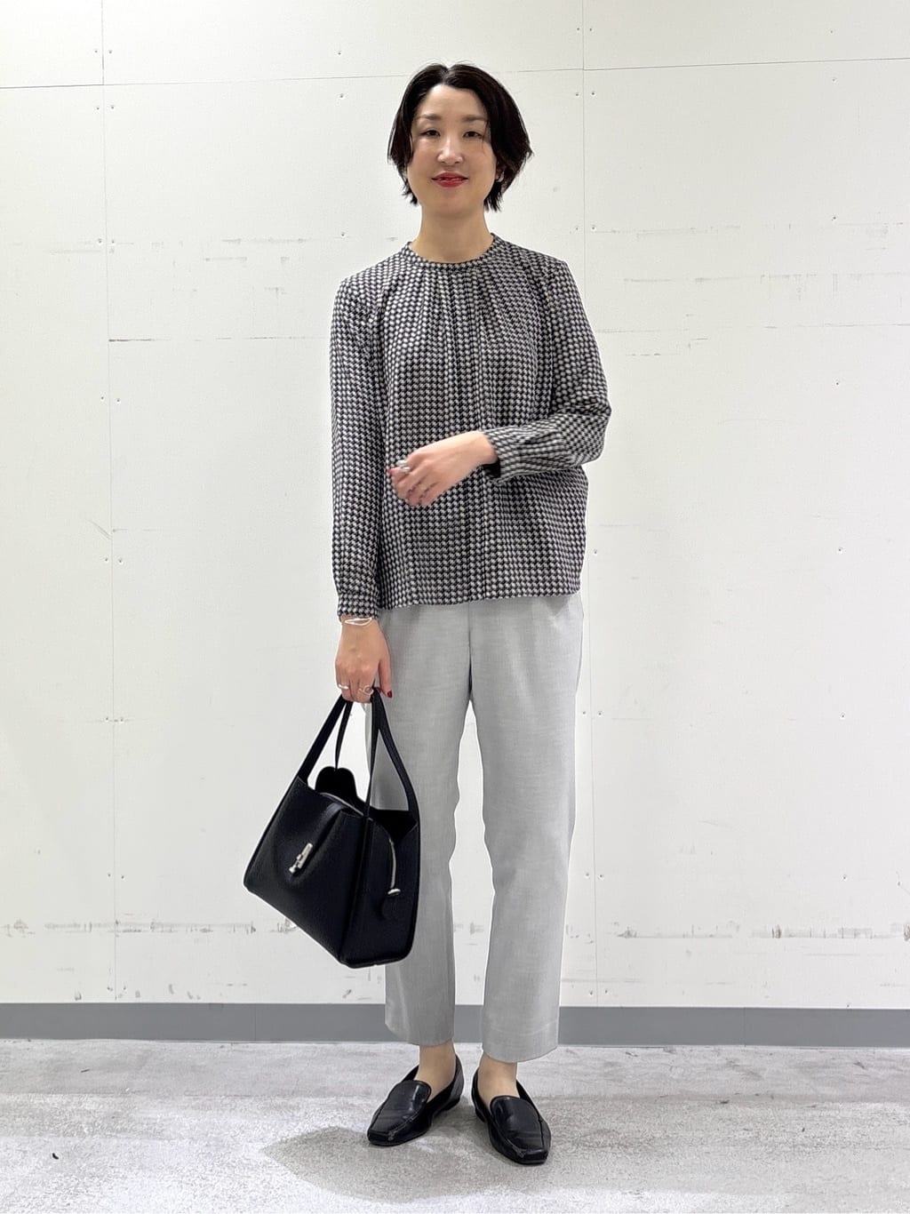 yuriさんの「INDIVI｜【洗える／裏起毛】ストレッチウォームパンツ」を使ったコーディネート