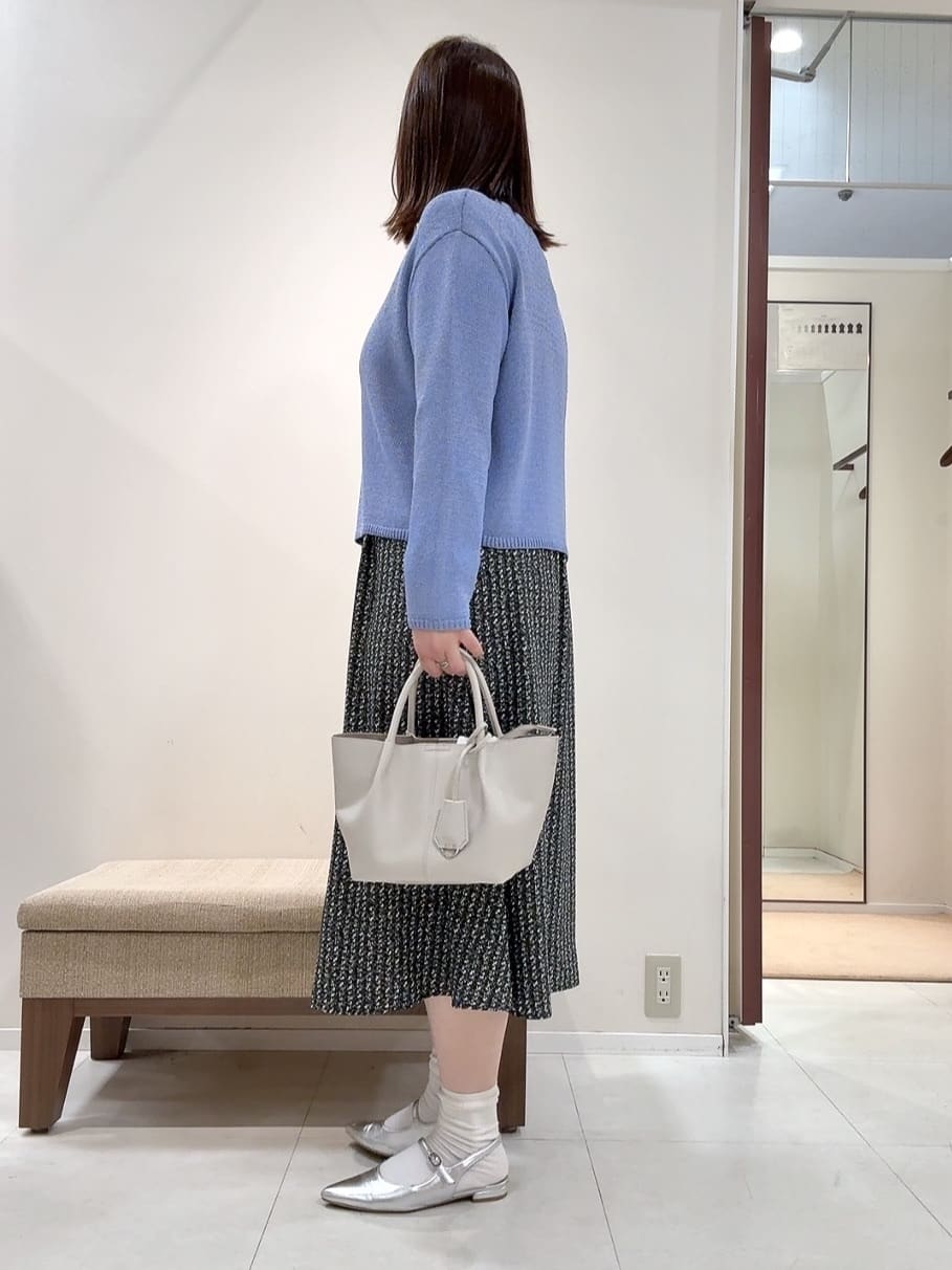 YUIさんの「UNTITLED｜◆【はっ水/洗える】タスランステンカラーコート」を使ったコーディネート