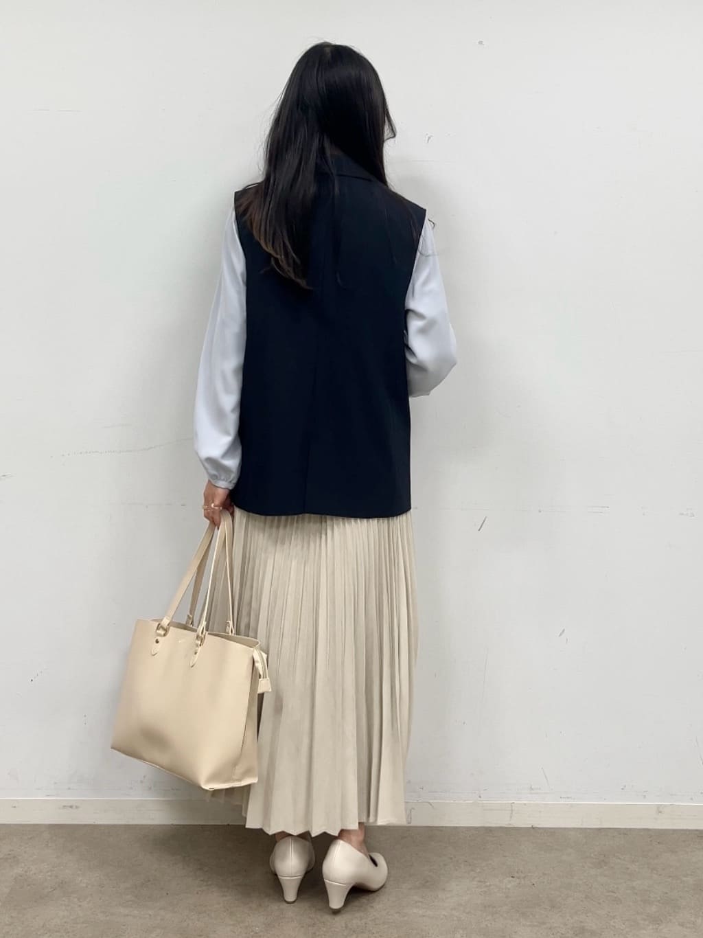 cotaniさんの「SHOO･LA･RUE｜【セットアップ可/S-LL/洗濯機可】サッと羽織ってこなれ見え ダブルブレストジレ」を使ったコーディネート