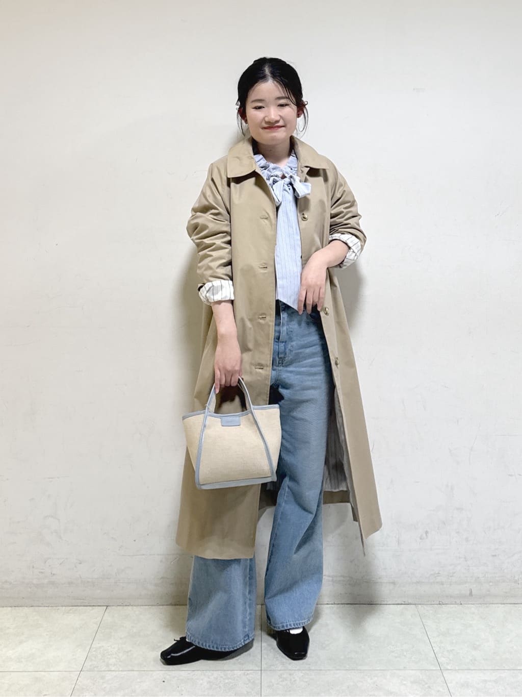 Harunaさんの「Dessin｜シャンブレースプリングコート」を使ったコーディネート