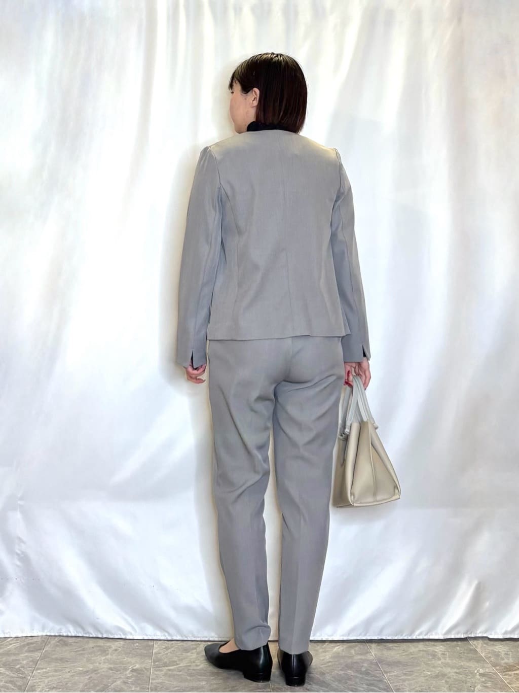 ネリさんの「SHOO･LA･RUE｜【洗濯機可/UV/SS-3L】すっきり好印象 ノーカラージャケット」を使ったコーディネート